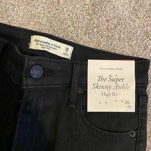 Abercrombie Super Skinny Jeans